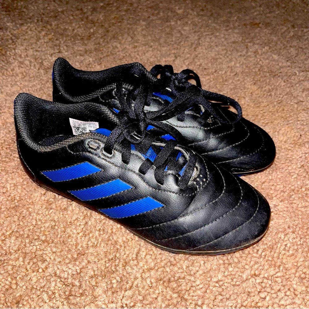 Youth Goletto Soccer Cleats Size 2
